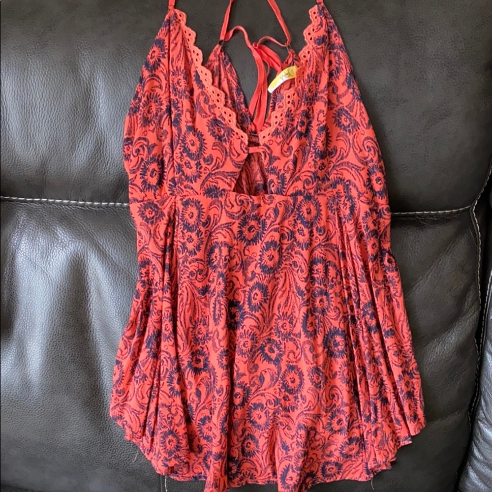 Free people spring top!